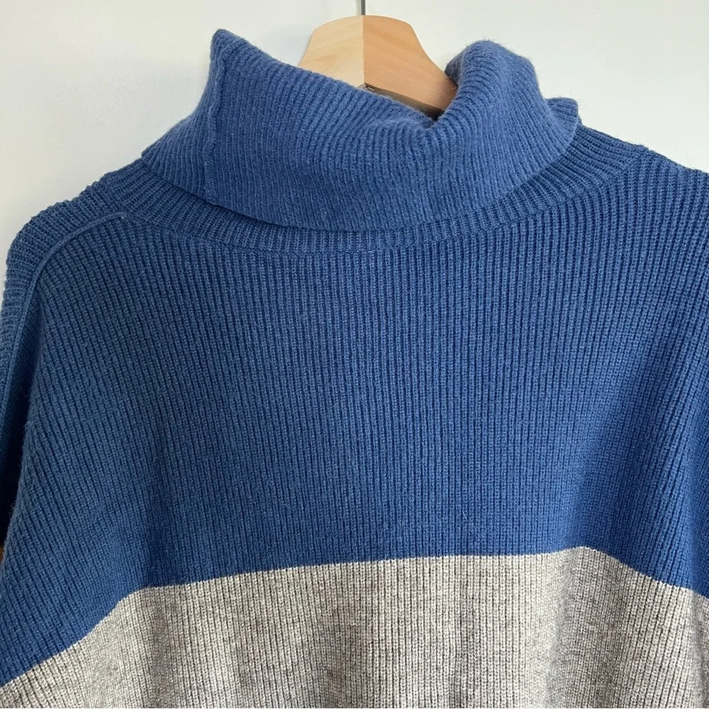 Free People‎ Softly Structured Colorblock Oversized Turtleneck Sweater, Size M